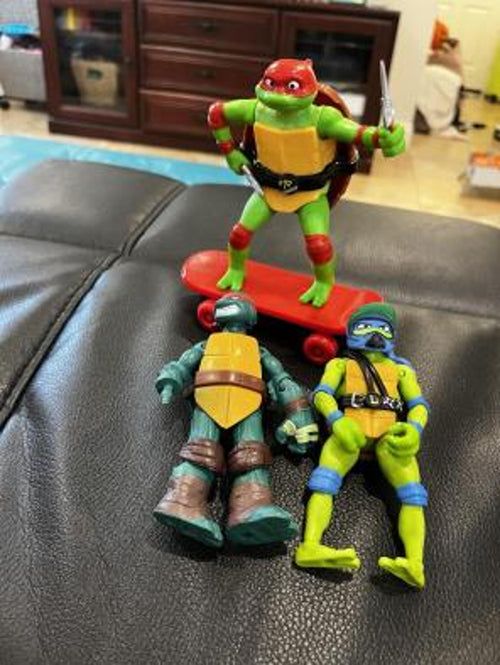 HUGE VINTAGE TEENAGE MUTANT NINJA TURTLES LOT 90% COMPLETE TMNT