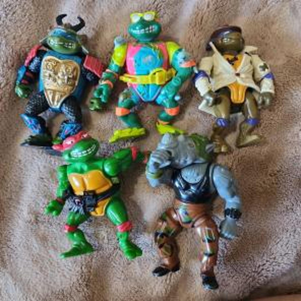 HUGE VINTAGE TEENAGE MUTANT NINJA TURTLES LOT 90% COMPLETE TMNT