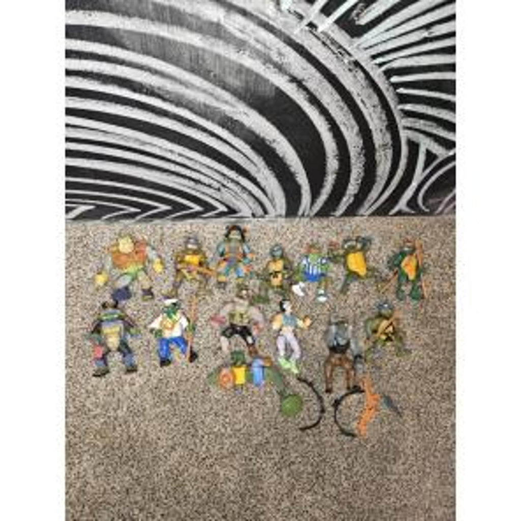 HUGE VINTAGE TEENAGE MUTANT NINJA TURTLES LOT 90% COMPLETE TMNT