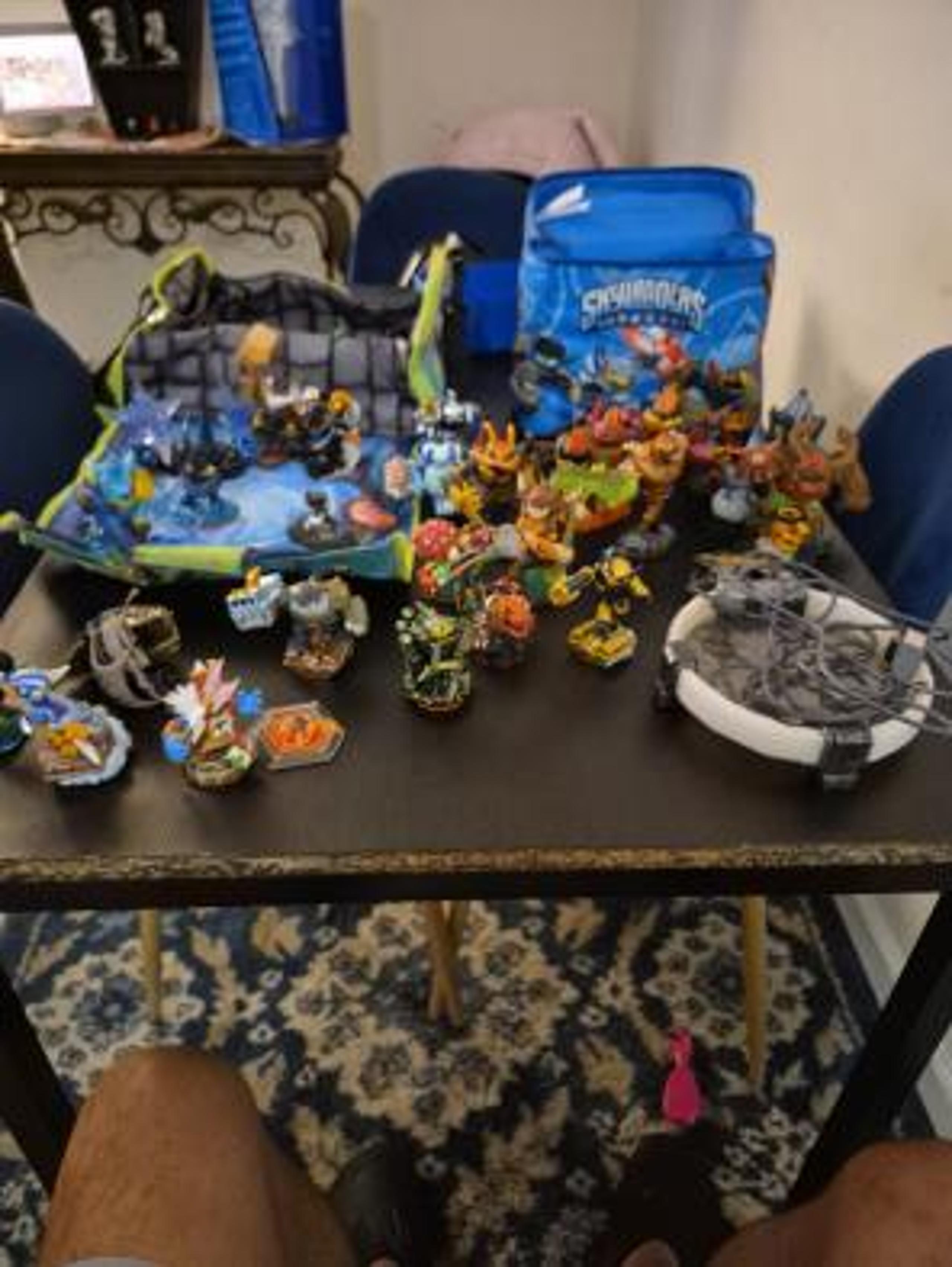kylanders starter bundle mega lot 100 figures over 20 lbs characters