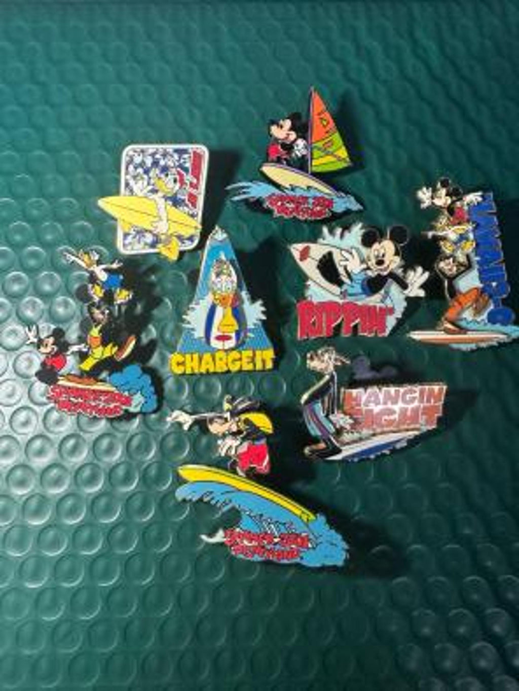 Disney world Pins HUGE LOT THROUGHOUT THE YEARS 2001-2012
