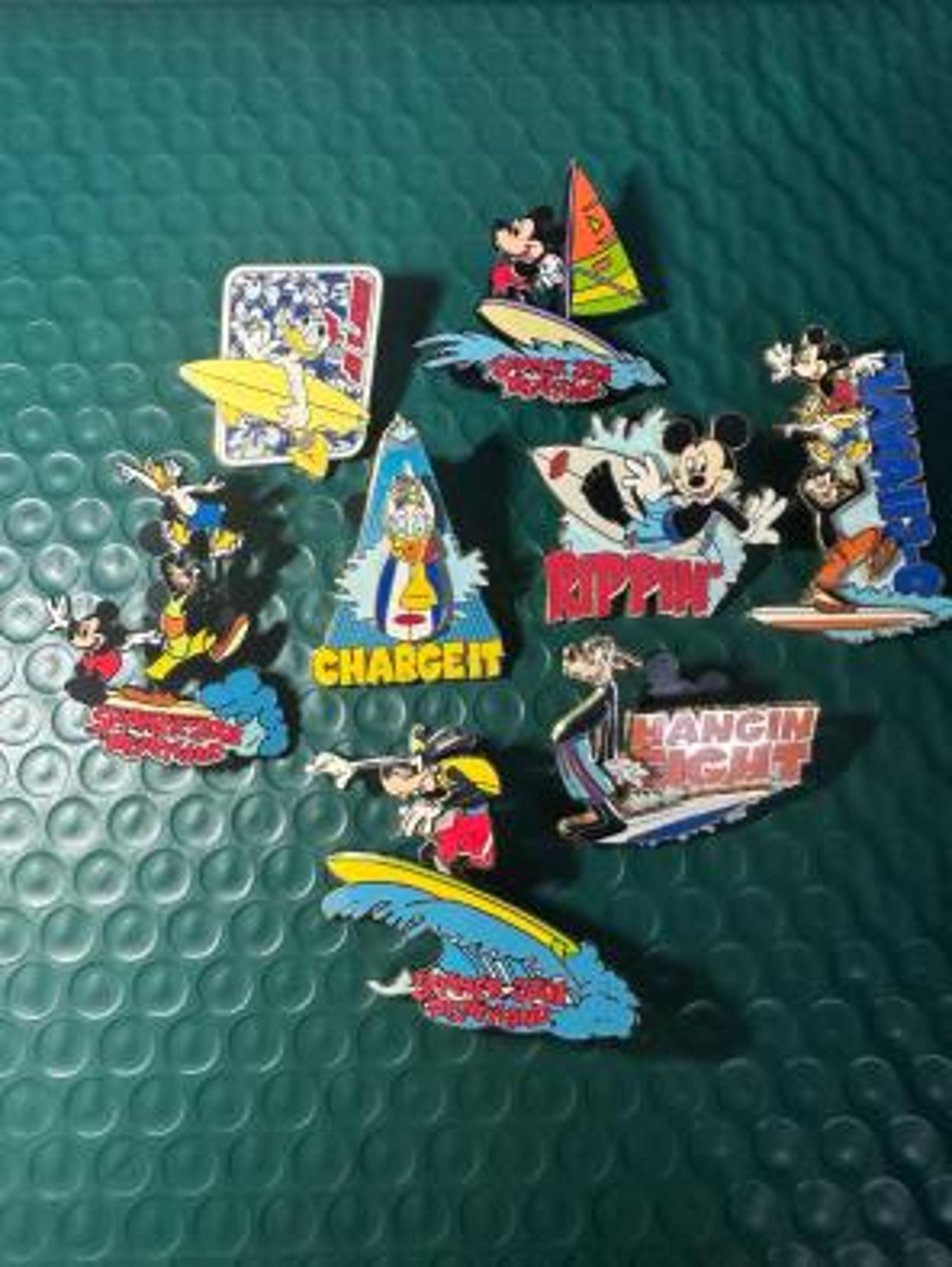 Disney world Pins HUGE LOT THROUGHOUT THE YEARS 2001-2012